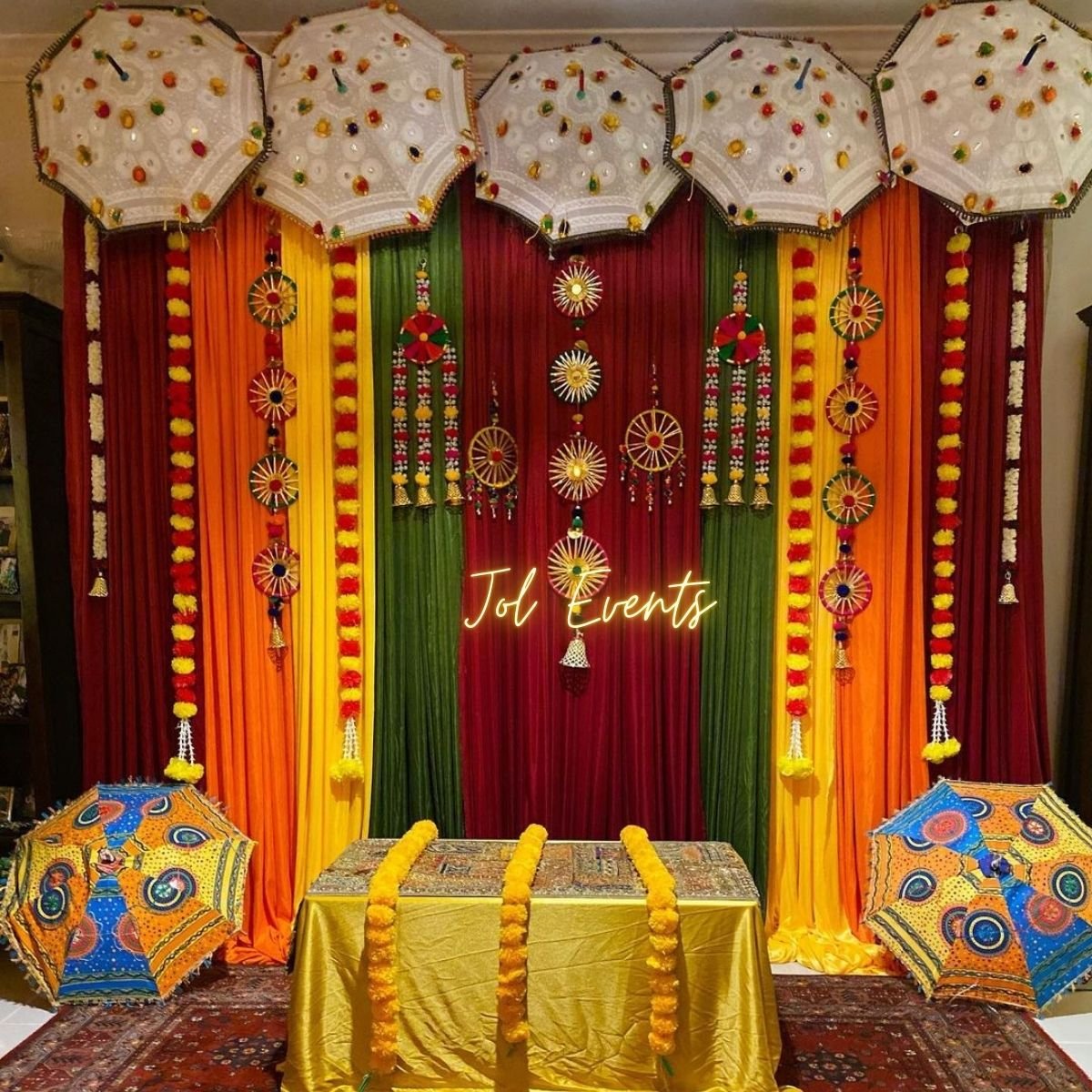 Mehndi Decoration in Pune