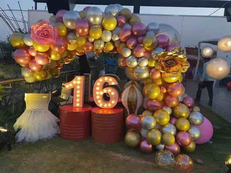 Sweet Sixteen Decoration